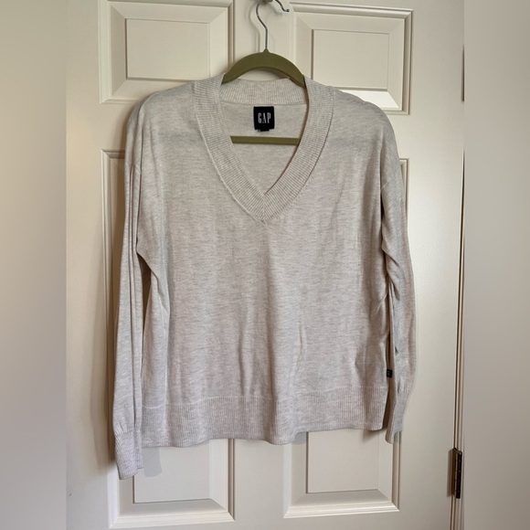 GAP Lightweight Sweater Crème Medium - Picture 4 of 6